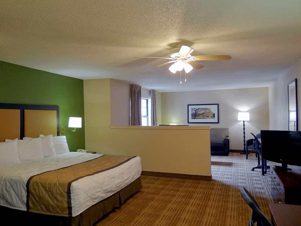 Extended Stay America Suites - Cleveland - Brooklyn Room photo