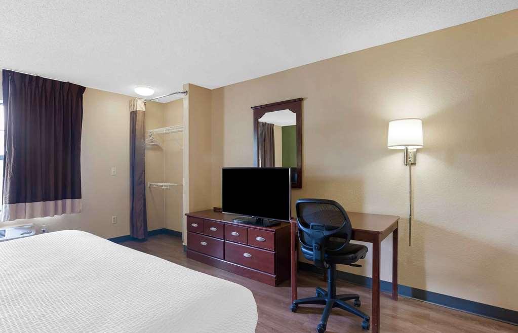 Extended Stay America Suites - Cleveland - Brooklyn Room photo