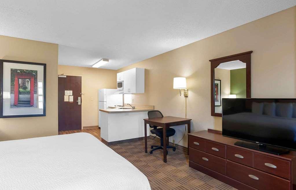Extended Stay America Suites - Cleveland - Brooklyn Room photo