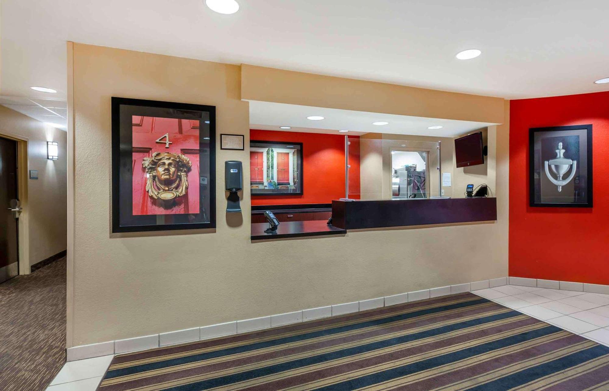 Extended Stay America Suites - Cleveland - Brooklyn Exterior photo