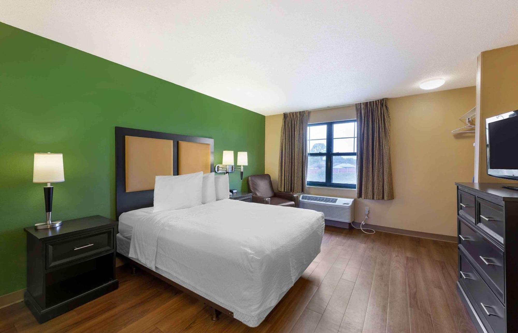 Extended Stay America Suites - Cleveland - Brooklyn Exterior photo