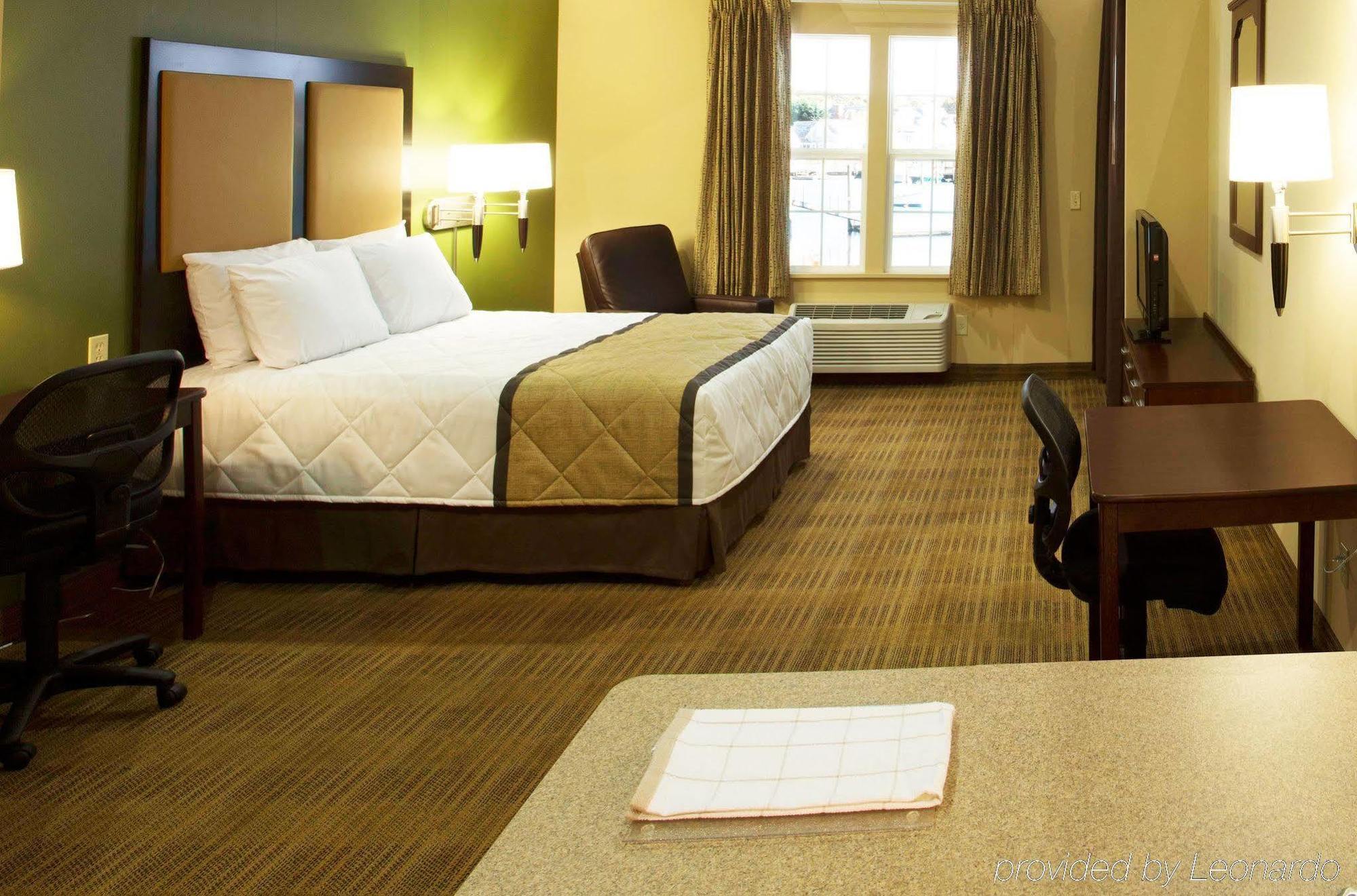Extended Stay America Suites - Cleveland - Brooklyn Exterior photo
