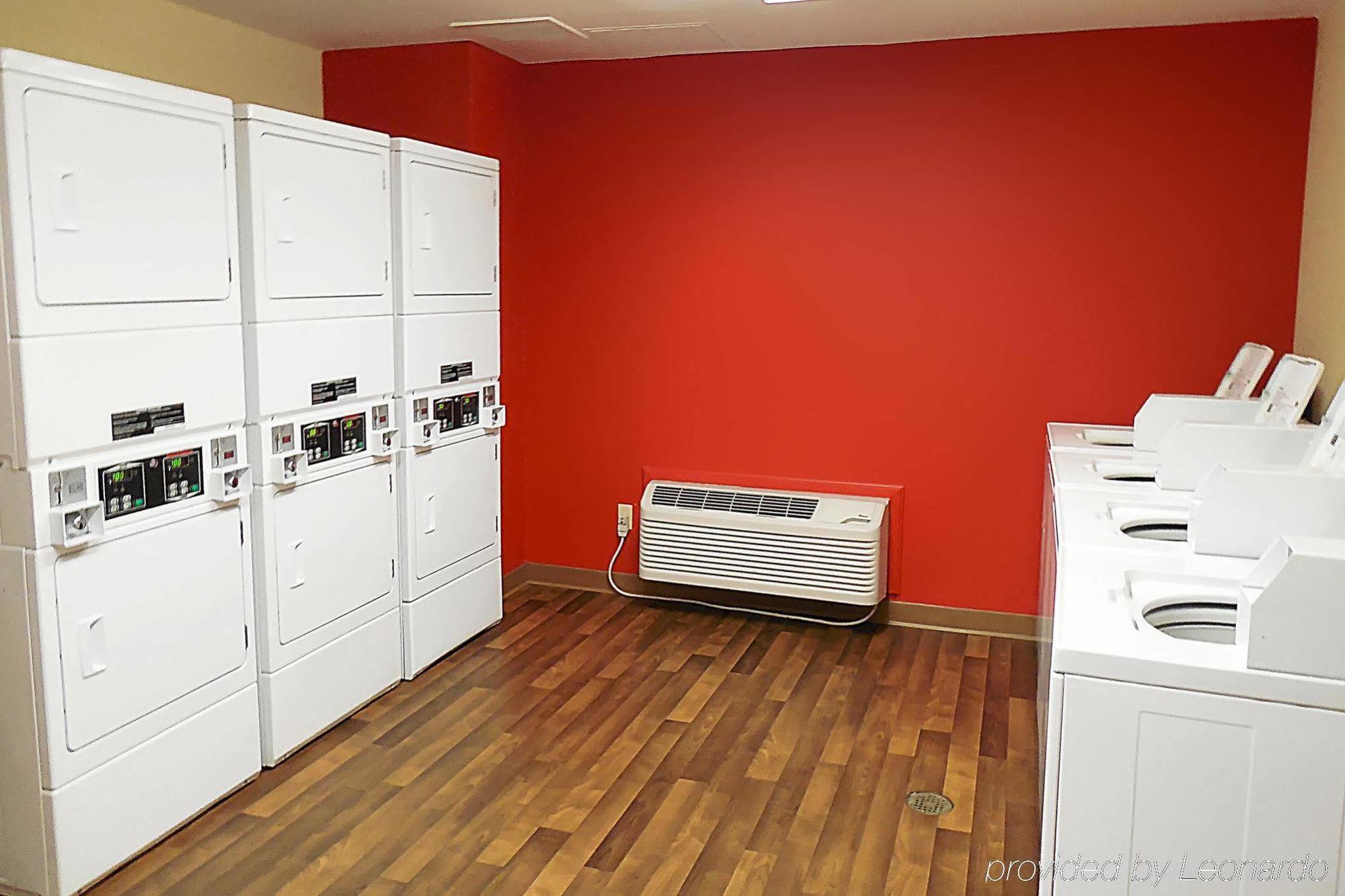 Extended Stay America Suites - Cleveland - Brooklyn Exterior photo