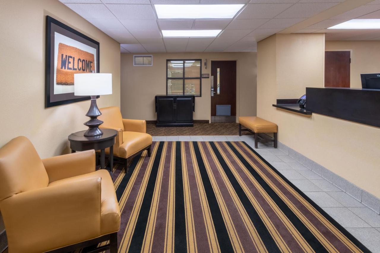 Extended Stay America Suites - Cleveland - Brooklyn Exterior photo